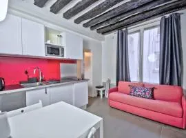 1 bedroom apt only 15 min walk to The Louvre
