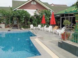 Thaineth Sport Camp, hotel v destinaci Nong Prue