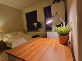 에인트호번에 위치한 호텔 Private room 202 - Eindhoven - By T&S.