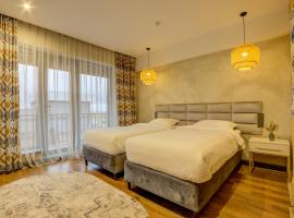 Olimp Hotel โรงแรมในBosteri