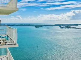Brickell Miami Unit, Amazing view, balcony, Pool, 1 free Parking