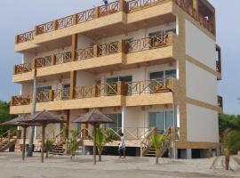 Apartamento frente al mar bajo precio en el mes de mayo, hotel em San Silvestre