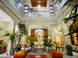 RIAD LALLA ZINEB: Rabat şehrinde bir otel