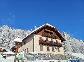 Ferienhaus Krametergut, ξενοδοχείο σε Sankt Michael im Lungau