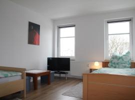 Pension963, apartamento em Crimmitschau
