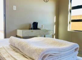 Private Room 1 Mahikeng, cheap hotel in KwaMatikiring