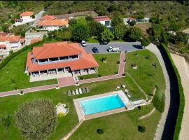 Alojamento da Ladeira, bed & breakfast σε Santa Marinha do Zêzere