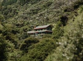 Buffalo Lodge, hotel em Coromandel Town