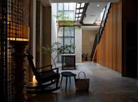 Quint Residence, Georgetown - Rustic Heritage Guesthouse by ALV, hotelli kohteessa George Town
