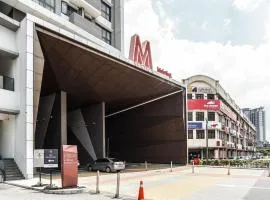 M Vertica KL by Airhost