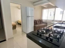CA02- Quadra do mar no Calçadão da Praia Central - garagem