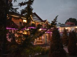 Shri Shail Inn Mukteshwar, hotel en Mukteshwar