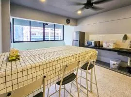 Stay429 at Bukit Bintang 4bedroom 15pax By Shine Stay