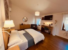 CIVICO 27 rooms, hotel v destinaci Magliano in Toscana