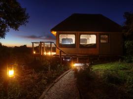 Elephants Safari Lodge - Bellevue Forest Reserve, glamping site sa Paterson