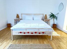 BioLocalia House Dobrogea, hotel in Baloteşti