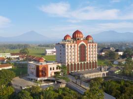 Alhambra Hotel & Convention, BW Signature Collection, hotel in Tasikmalaya