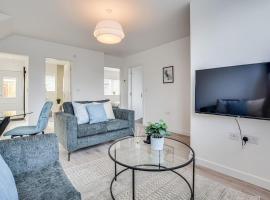 Luxury 2-Bedroom Formby Property, hotel di Formby