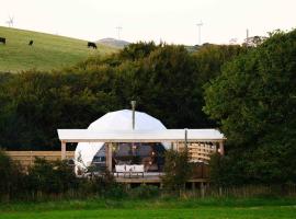 Hillside Haven - (Luxury Geodome), hotel in Portpatrick