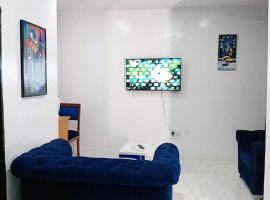 라고스에 위치한 주차 가능한 호텔 JKA1-Bedroom Luxury Serviced Apartment