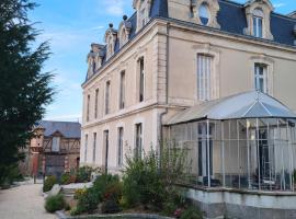 LES 5 ESCALES, hotel v destinácii Parthenay