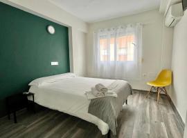 New Click & Room, отель в городе Торремолинос