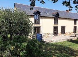 Longère familiale, hotel i Melesse