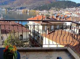 Panos Suite, hotel en Kastoria