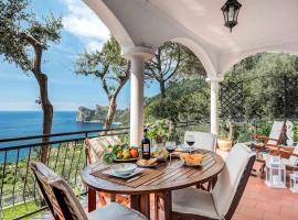 Villa Partenope by Gocce Spectacular Sea View, hotel in Nerano