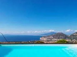 Villa Nanà Pool With Amazing Sea View