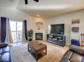 Updated Springs Home - 3 Mi to Garden of the Gods!, hotell sihtkohas Colorado Springs