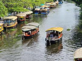 'Marari Johns Homestay' Mararikulam, Alappuzha, hotel a Alleppey