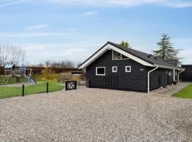 Holiday Home Alpa - 600m from the sea in SE Jutland by Interhome