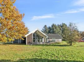 Holiday Home Fredrike - 500m from the sea in Bornholm by Interhome, cottage in Vester Sømarken