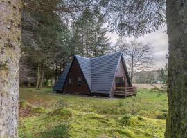 Chalet Lodge 26 by Interhome, hotel in Spean Bridge