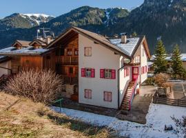 Apartment Casa Bucci by Interhome, hotel in Campestrin