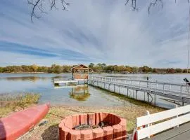 Waterfront Retreat with Dock on Lake Tawakoni!