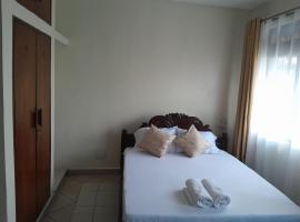 Galene Abode Studio Apartment, Nyali, guest house in Mombasa