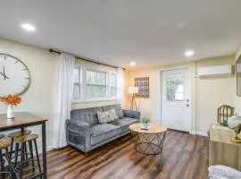 Cozy Knoxville Cottage with Deck, Grill, Fire Pit!