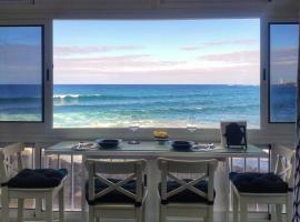 1st line sea view 3 rooms apartment in Tenerife 92m2, hotel v destinaci Bajamar