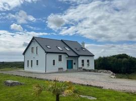 Luxury Home in Idyllic Connemara, hotell i Spiddal