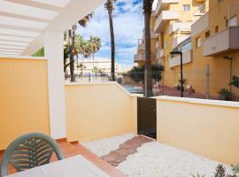 Piscina playa y relax en familia, hotel v destinaci Roquetas de Mar