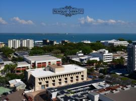 "NEWQUAY" Ideal Location & Views at PenthousePads, viešbutis Darvine, netoliese – Northern Territory Local Court