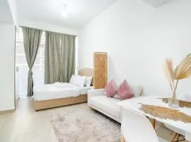 Nice Studio in Azizi Riviera 32 - Dubai