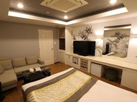 HOTEL K-WAVE Adult Only、Kasukabeのホテル