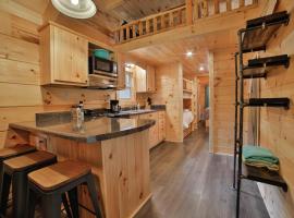Namiņš Ani Cabin Tiny Home Bordered By National Forest pilsētā Čatanuga