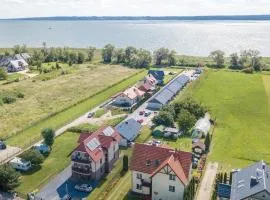 Cozy, wooden holiday homes with terraces