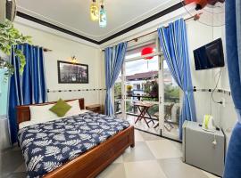 Phuc Bao Center Local Homestay - 3 mins walk to Old Town, sted med privat overnatting i Hoi An