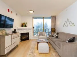 600 SQFT 1 Bed 1 Bath Mountain View Suite at Cascade Lodge in Whistler Village Sleeps 4