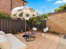 Samos by Experience Jervis Bay